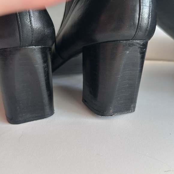 Stuart Weitzman leather knee high pull on heeled boots black size 9.5 - Picture 16 of 17